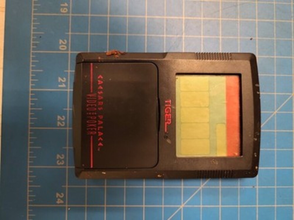 Tiger Caesars Palace Video Poker Handheld Game Electronic LCD Gaming Retro